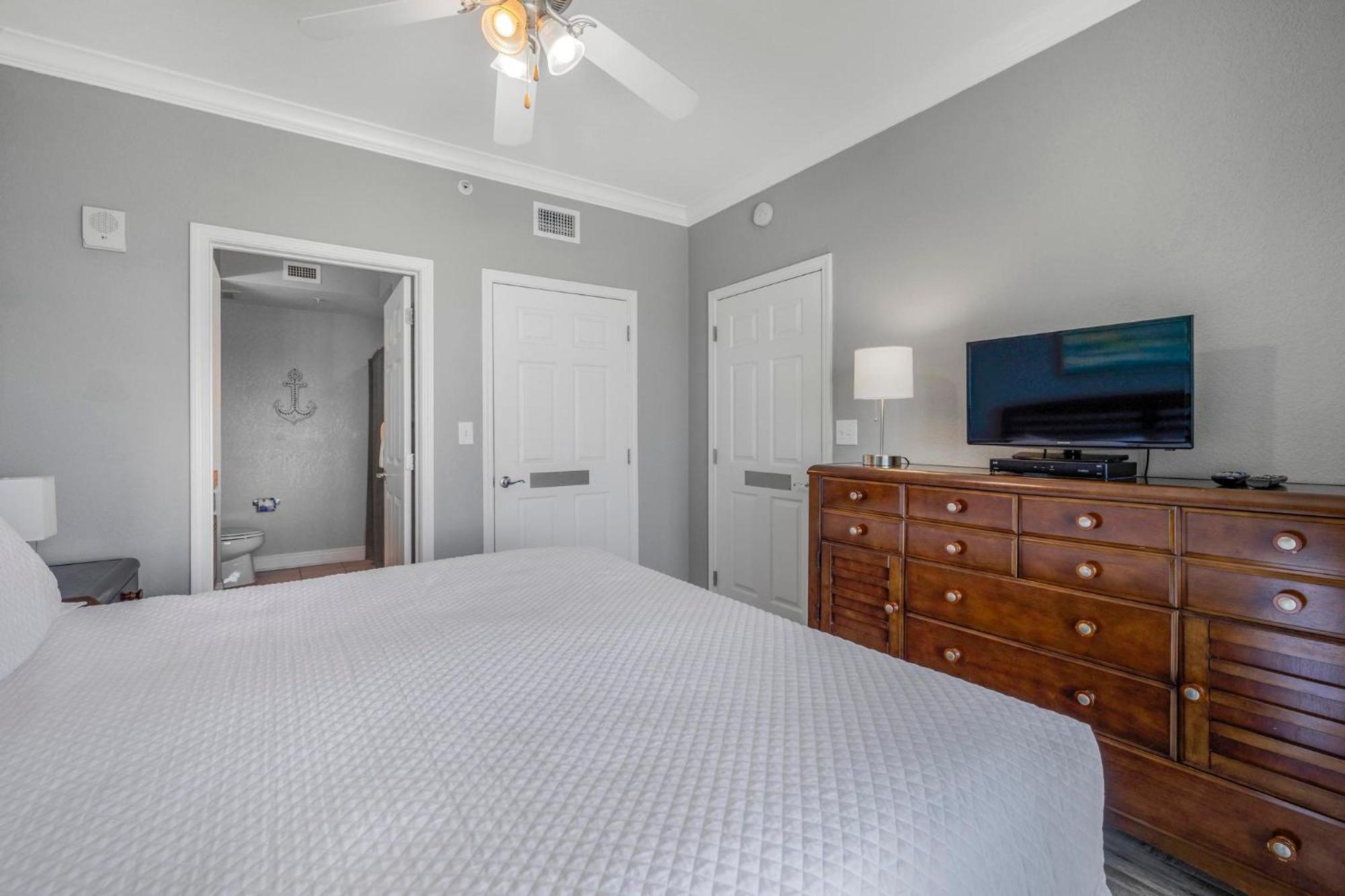 Crystal Tower 1906 By Vacation Homes Collection Gulf Shores Exterior photo